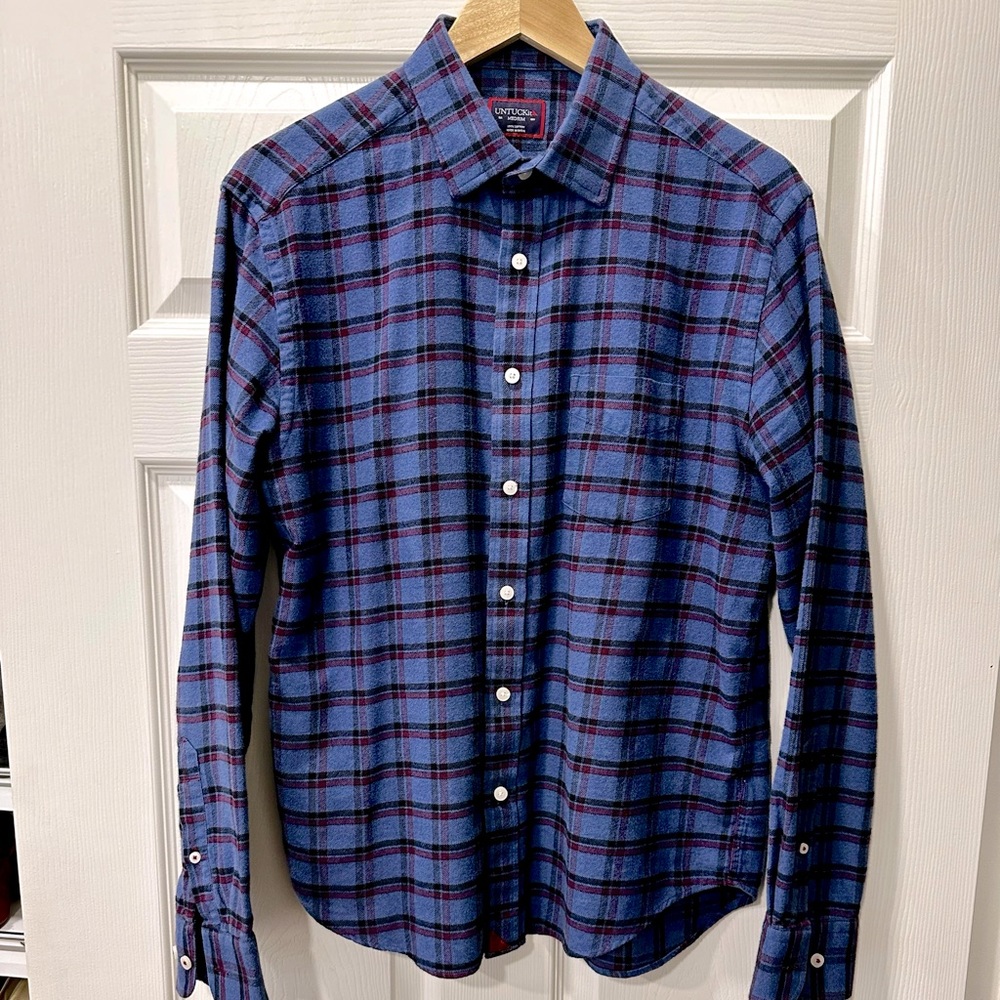 Men’s UNTUCKit flannel button down shirt